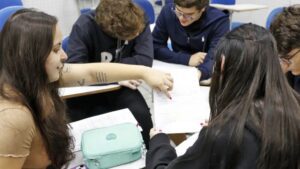 quais-sao-os-possiveis-temas-da-redacao-do-enem-confira-lista-dicas-de-redacao-para-o-enem-tvt-news