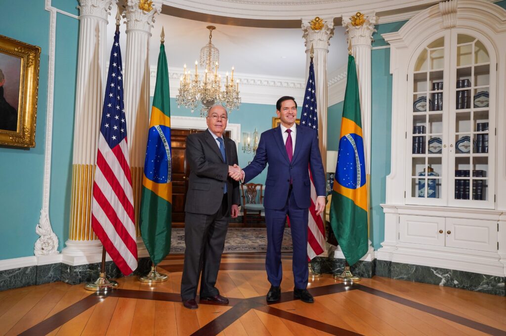 tarifaco-brasil-aguarda-resposta-dos-eua-mauro-vieira-ministro-das-relacoes-exteriores-e-marco-rubio-secretario-de-estado-estadunidense-foto-reproducao-x-tvt-news