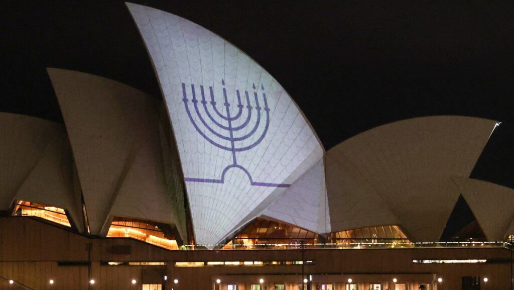 Lula lamenta mortes em atentado na Austrália; atiradores eram pai e filho 1 australia-atentado-foto-afp