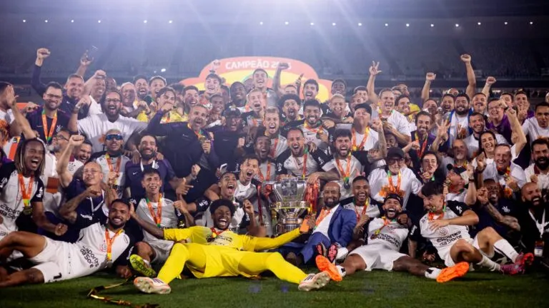corinthians-vence-vasco-e-conquista-tetracampeonato-da-copa-do-brasil-o-holandes-memphis-depay-marcou-o-gol-do-titulo-foto-rodrigo-coca-agencia-corinthians-tvt-news