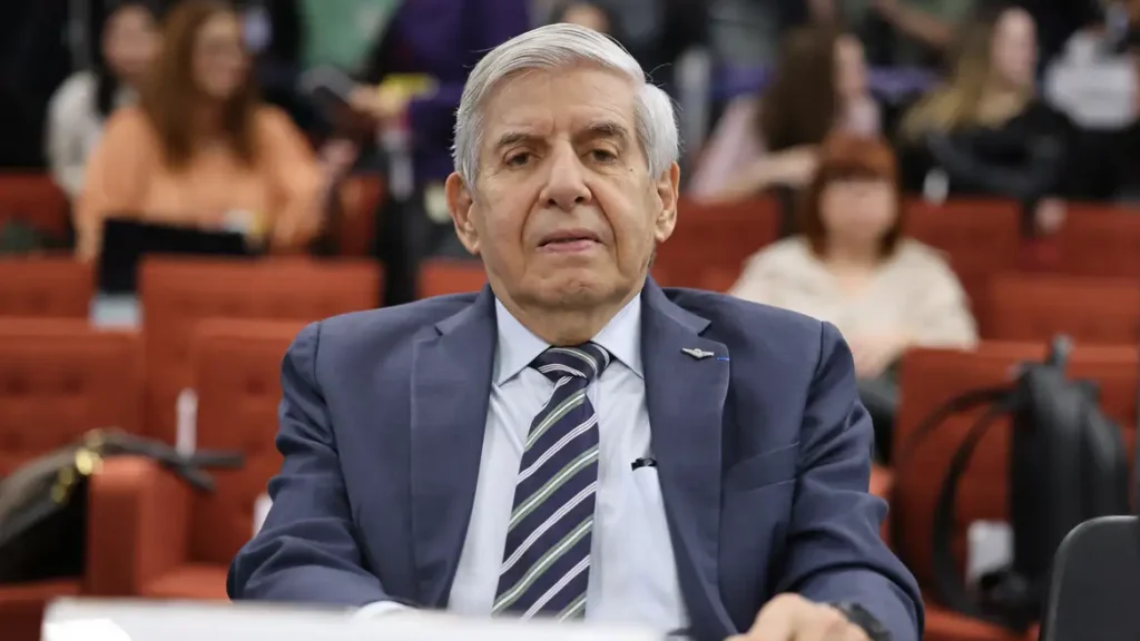 apos-contradicoes-moraes-pede-pericia-sobre-saude-do-general-heleno-tvt-news