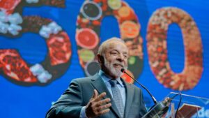 lula-vence-flavio-com-folga-de-12-pontos-aponta-pesquisa-atlasintel-tvt-news