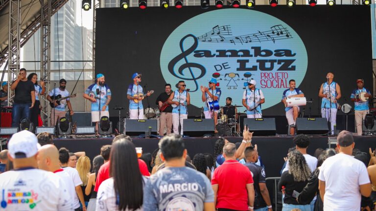 o-samba-de-luz-transforma-rodas-de-samba-em-atos-coletivos-com-a-arrecadacao-e-doacao-de-alimentos-foto-instagram-reproducao-tvt-news