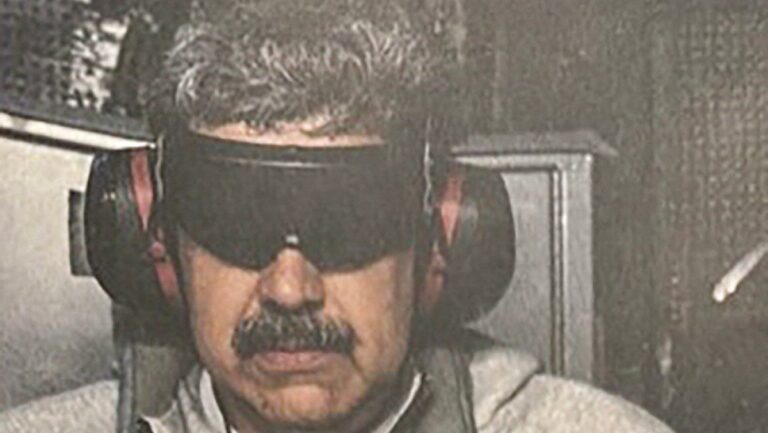 apos-sequestro-maduro-deve-comparecer-diante-de-juiz-em-nova-york-trump-anuncia-que-eua-governarao-venezuela-apos-derrubar-maduro-delcy-rodriguez-brasil-reconhece-vice-de-maduro-como-atual-presidente-da-venezuela-nicolas-maduro-esta-nos-eua-apos-captura-tvt-news