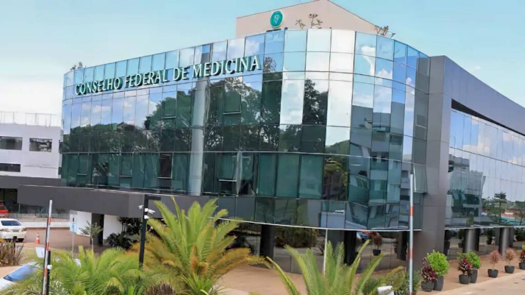 cfm-estuda-usar-enamed-para-conceder-registro-profissional-conselho-apoia-sancoes-as-faculdades-com-os-piores-desempenhos-foto-divulgacao-tvt-news