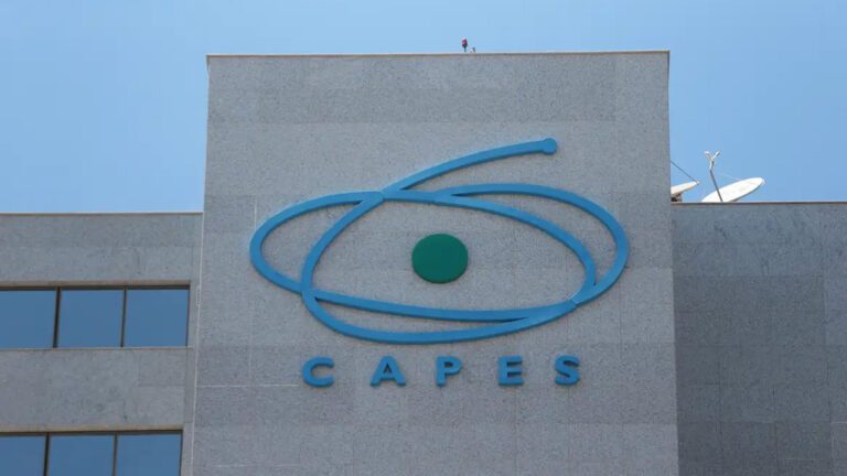 TVTNews 17 Capes-realiza-censo-da-pos-graduacao-ate-26-de-fevereiro-marcello-casal-jr-agencia-brasil-tvt-news