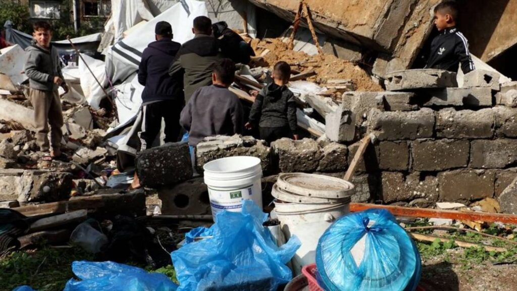 mais-de-100-criancas-foram-mortas-desde-o-inicio-do-cessar-fogo-em-gaza-faltam-abrigos-adequados-e-inverno-rigoroso-contribui-para-risco-de-surtos-de-doencas-foto-unrwa-tvt-news