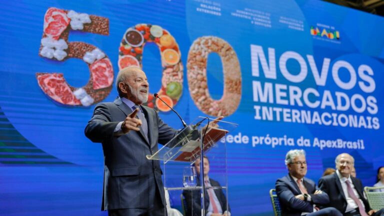 balanca-comercial-brasileira-tem-superavit-de-r-68-3-bi-mesmo-com-tarifaco-500-novos-mercados-para-a-exportacao-foram-abertos-durante-o-governo-lula-foto-ricardo-stuckert-pr-tvt-news
