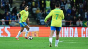 TVTNews 24 Lula-assina-MP-que-garante-protecao-de-direitos-para-a-Copa-do-Mundo-Feminina-de-2027-livia-villas-boas-cbf-tvt-news