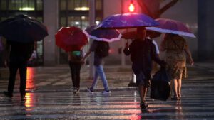 SP-chegada-de-frente-fria-amplia-nivel-de-alerta-da-Defesa-Civil-paulo-pinto-agencia-brasil-tvt-news