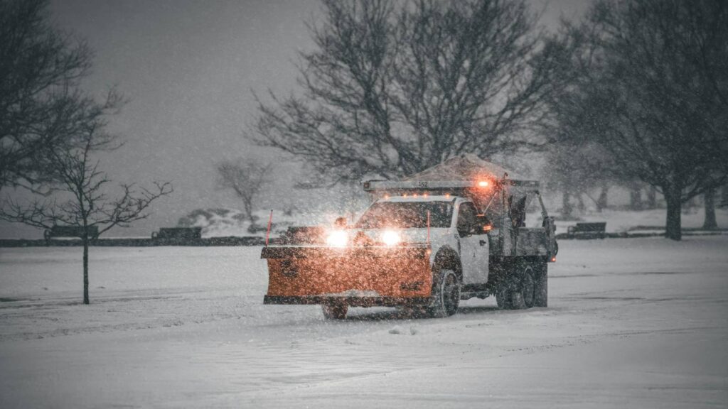 tempestade-nos-eua-tem-recorde-de-neve-79-cm-de-neve-cairam-durante-a-tempestade-em-areas-do-nordeste-do-pais-foto-cara-denison-cc-tvt-news