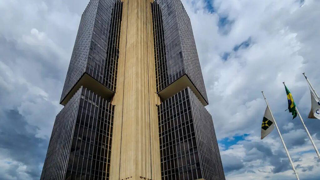 copom-mantem-juros-basicos-em-15%-ao-ano-a-taxa-esta-no-maior-nivel-desde-julho-de-2006-quando-estava-em-1525%-ao-ano-foto-rafa-neddermeyer-agencia-brasil-tvt-news