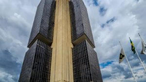 copom-mantem-juros-basicos-em-15%-ao-ano-a-taxa-esta-no-maior-nivel-desde-julho-de-2006-quando-estava-em-1525%-ao-ano-foto-rafa-neddermeyer-agencia-brasil-tvt-news