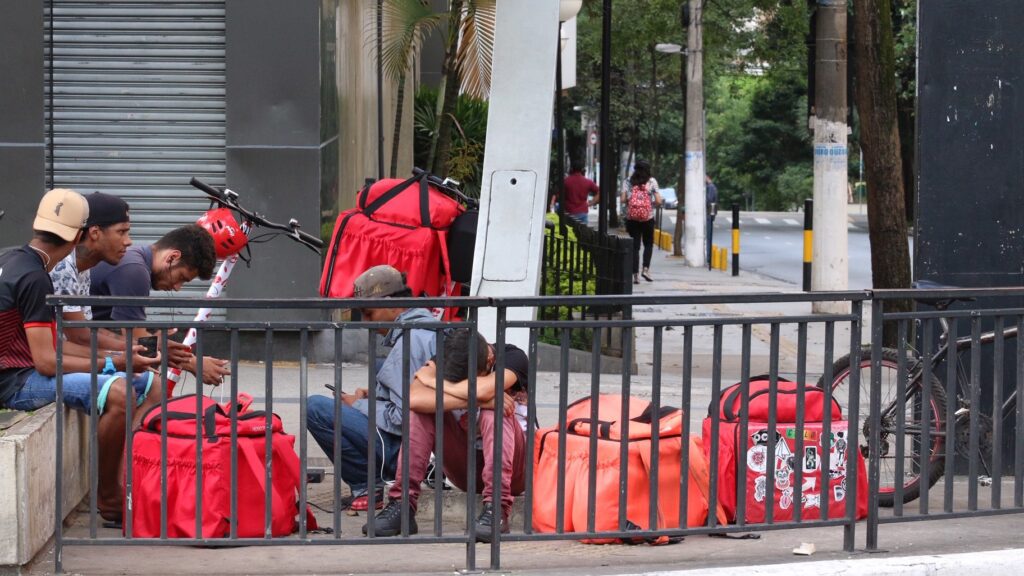 trabalhadores-informais-do-mundo-se-reunem-em-sao-paulo-crescimento-da-informalidade-no-mundo-do-trabalho-tvt-news