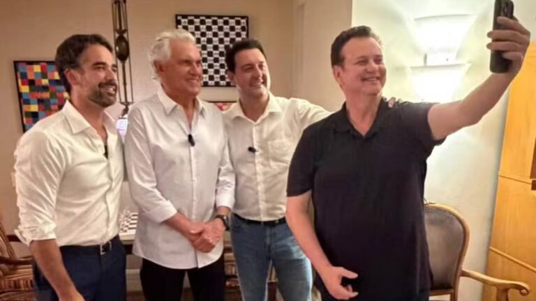 TVTNews 16 caiado-se-filia-ao-psd-e-embaralha-candidaturas-da-direita-no-partido-de-kassab-sobrem-pretendentes-mas-falta-voto-reproducao-redes-sociais-tvt-news