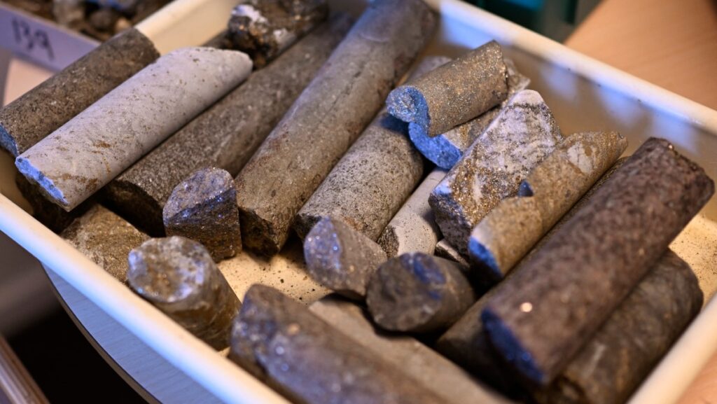 terras-raras-minerais-criticos