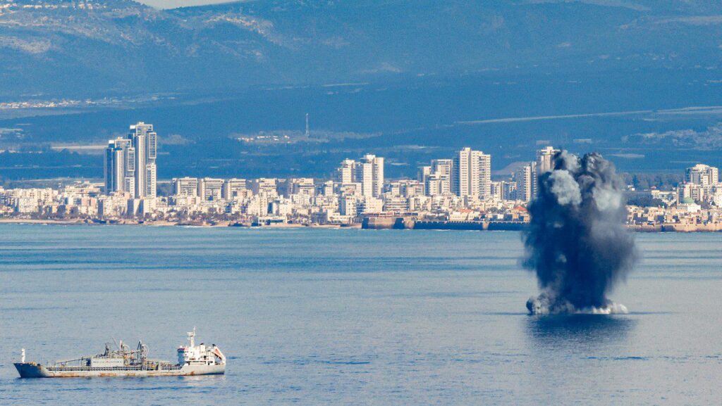 eua-e-israel-atacam-ira-tvt-news