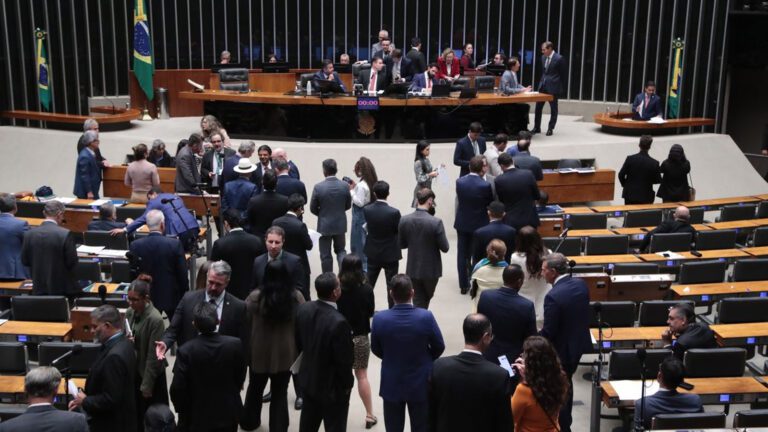 Camara-aprova-acordo-comercial-entre-Mercosul-e-Uniao-Europeia-bruno-spada-camara-dos-deputados-tvt-news