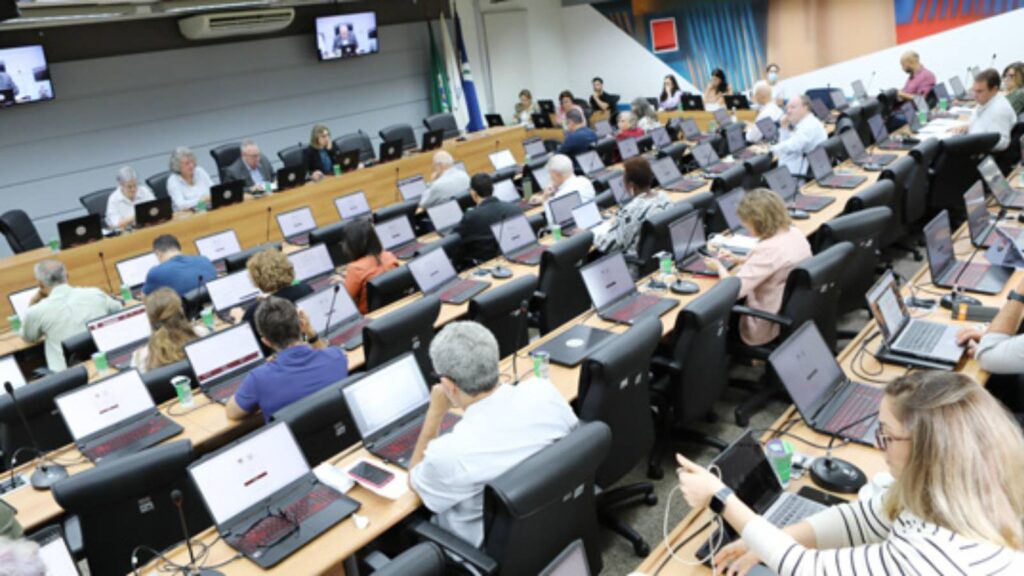 unicamp-aprova-de-criacao-do-curso-de-bacharelado-em-inteligencia-artificial-e-ciencia-de-dados-sessao-ordinaria-da-camara-de-ensino-pesquisa-e-extensao-ocorrida-na-manha-de-terca-feira-foto-divulgacao-unicamp-tvt-news