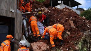 Chuvas-em-Minas-Gerais-ja-deixaram-53-mortos-e-15-desaparecidos-tomaz-silva-agencia-brasil-tvt-news