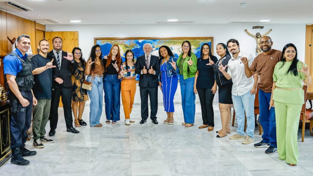 lula-celebra-impacto-da-isencao-do-imposto-de-renda-para-o-trabalhador-nao-e-correto-pagar-imposto-de-renda-pelo-salario-que-a-pessoa-ganha-disse-foto-ricardo-stuckert-pr-tvt-news