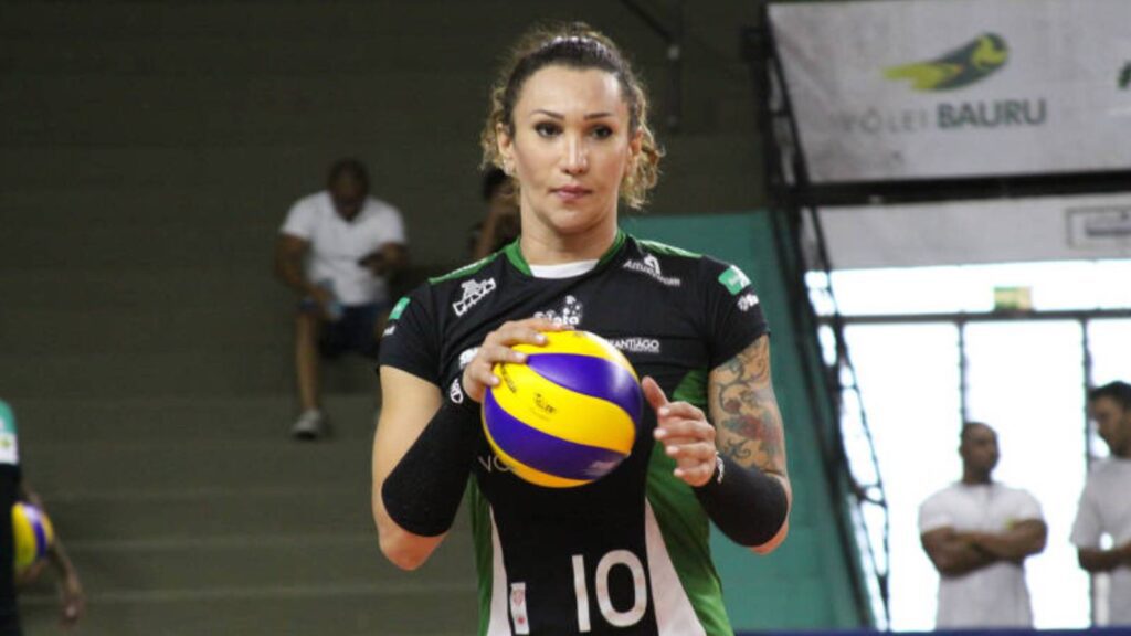 cbv-vai-ao-stf-contra-veto-de-londrina-a-jogadora-trans-tiffany-e-a-primeira-atleta-trans-a-competir-na-superliga-feminina-foto-volei-barueri-divulgacao-tvt-news