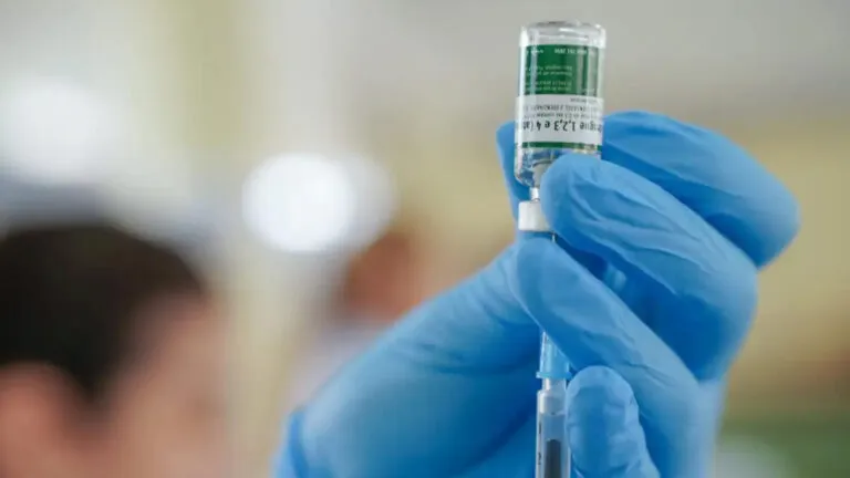 Vacina-contra-dengue-equipes-do-SUS-comecam-a-receber-imunizante-governo-de-sp-divulgacao-tvt-news