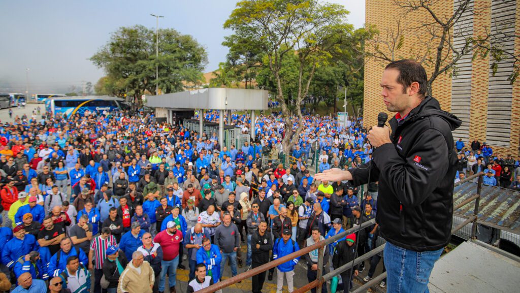 isencao-do-ir-nasceu-no-patio-da-volkswagen-afirma-wellington-damasceno-imposto-de-renda-volks-metalurgicos-abc-isencao-ir-tvt-news