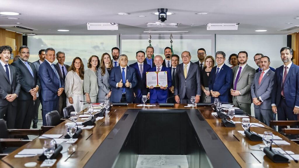 presidente-lula-durante-a-sancao-do-pl-antifaccao-realizada-no-palacio-do-planalto-foto-ricardo-stuckert-pr-tvt-news