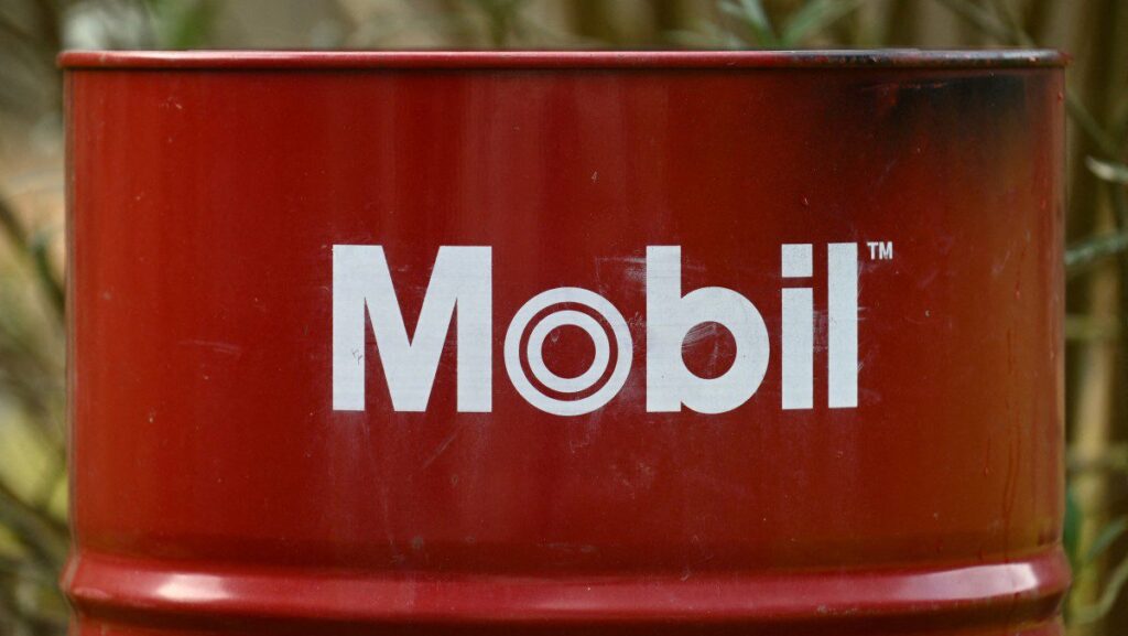 preco-do-petroleo-brent-dispara-e-passa-dos-us$-90-tvt-news