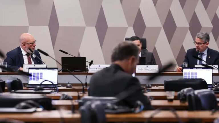 cpi-do-crime-organizado-convoca-ibaneis-claudio-castro-e-campos-neto-ibaneis-tera-que-explicar-tentativa-de-compra-do-master-foto-lula-marques-agencia-brasil-tvt-news