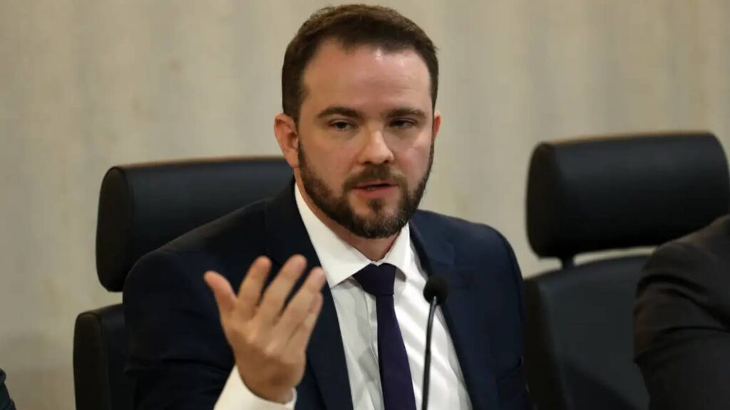 governo-propoe-subsidio-de-r-1-20-ao-diesel-apos-impasse-do-icms-essa-linha-da-uma-resposta-mais-rapida-as-consequencias-da-guerra-disse-durigan-foto-antonio-cruz-agencia-brasil-tvt-news