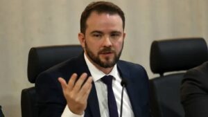 governo-propoe-subsidio-de-r-1-20-ao-diesel-apos-impasse-do-icms-essa-linha-da-uma-resposta-mais-rapida-as-consequencias-da-guerra-disse-durigan-foto-antonio-cruz-agencia-brasil-tvt-news