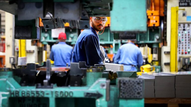 TVTNews 5 governo-garante-r-15-bilhoes-do-brasil-soberano-a-setores-afetados-por-crises-brasil-soberano-apoia-empresas-afetadas-pelo-tarifaco-de-trump-foto-adonis-guerra-smabc-tvt-news