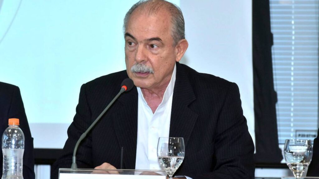 Injeção do BNDES na economia equivale a R$ 1 bilhão por dia em 2025 “Isso permite investimento, inovação, modernização, descarbonização da economia”, disse Mercadante. Foto: André Telles/BNDES TVT News