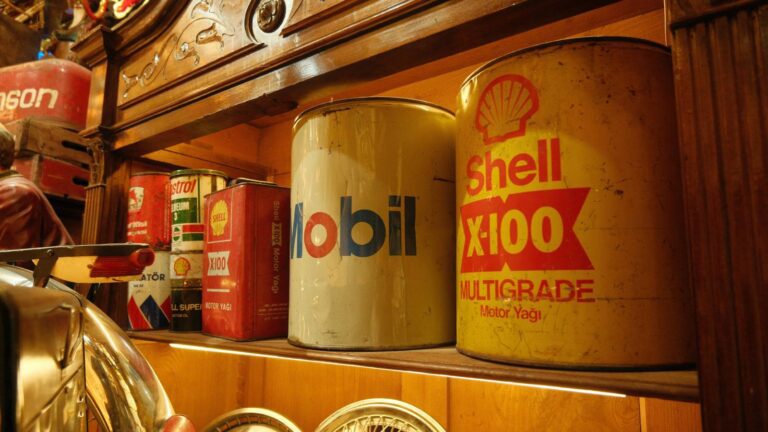 barril-de-petroleo-brent-supera-us-85-o-preco-mais-alto-desde-julho-de-2024-infraestruturas-petroliferas-tambem-foram-atingidas-aumentando-a-pressao-foto-eugen-brazhnikov-unsplash-license-tvt-news