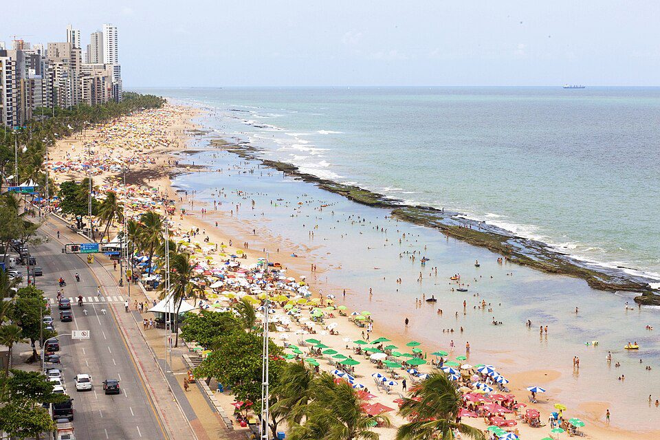boa-viagem-no-recife-pe-ficou-no-topo-das-praias-com-maior-poluicao-por-bitucas-de-cigarro-do-brasil-foto-creative-commons-atribuicao-3-0-brasil-tvt-news