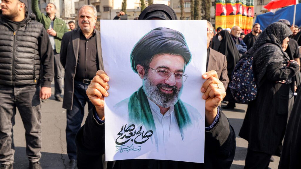 Quem-e-Mojtaba-Khamenei-o-novo-lider-supremo-do-Ira-atta-kenare-afp-tvt-news