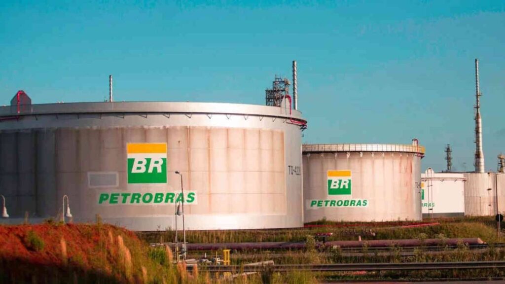 petrobras-diz-que-pode-reduzir-impacto-da-alta-do-petroleo-no-brasil-petrobras-reafirma-seu-compromisso-com-a-mitigacao-desses-efeitos-sobre-o-brasil-disse-a-estatal-foto-agencia-petrobras-tvt-news