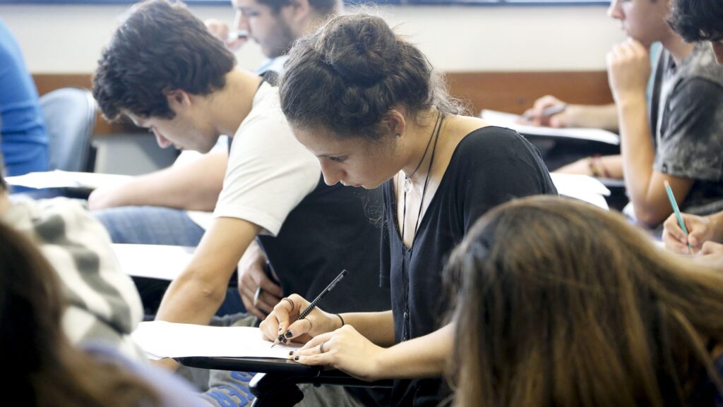 simulado-fuvest-inscricoes-ate-31-de-marco-vestibular-usp-prova-enem-concurso-concursos-vestibulares-resultado-tvt-news
