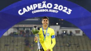 carlo-ancelotti-convoca-o-zagueiro-vitor-reis-do-girona-vitor-reis-e-um-dos-destaques-da-posicao-no-campeonato-espanhol-segundo-a-cbf-foto-rafael-ribeiro-cbf-tvt-news