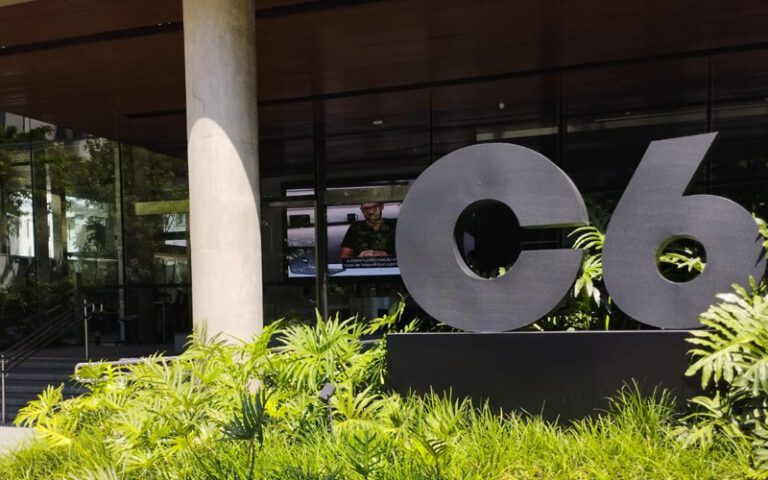 c6-bank-ja-havia-sido-alertado-sobre-irregularidades-em-reunioes-com-o-inss-foto-sindicato-dos-bancario-de-sao-paulo-osasco-e-regiao-tvt-news