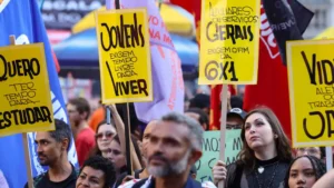 TVTNews 26 o-que-diz-a-pesquisa-datafolha-sobre-apoio-ao-fim-da-escala-6x1-brasil-quer-o-fim-da-escala-6x1-mostra-datafolha-tvt-news