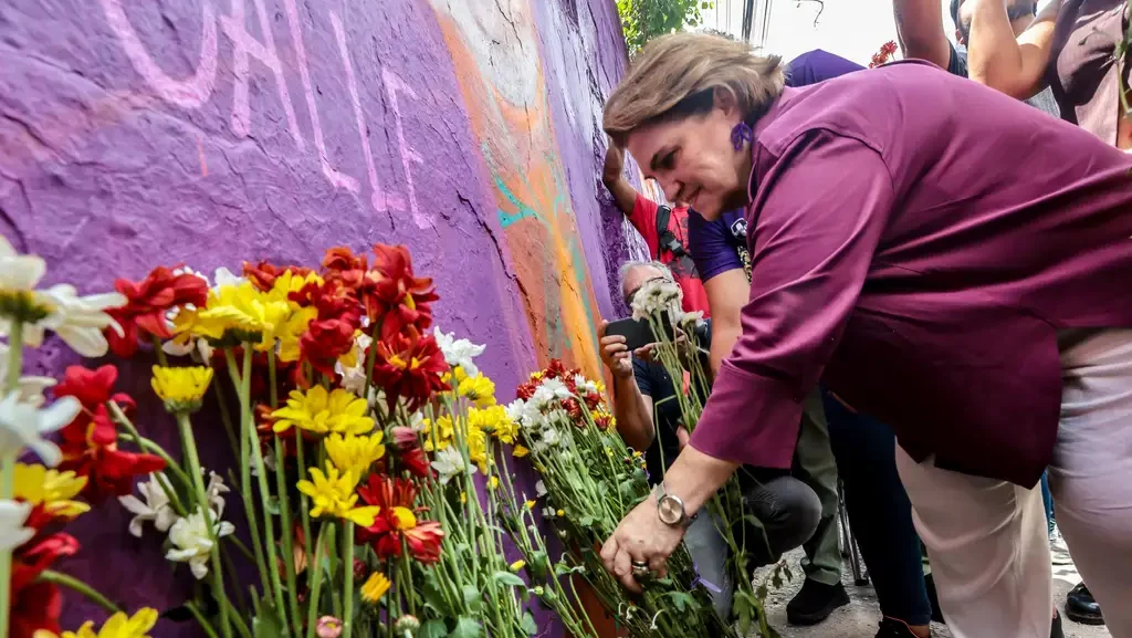 metalurgicos-do-abc-fazem-ato-contra-o-feminicidio-com-presenca-da-ministra-das-mulheres-marcia-lopes-tvt-news