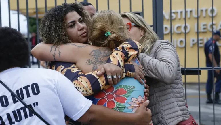 violencia-vicaria-camara-aprova-lei-que-pune-crimes-contra-filhos-para-causar-sofrimento-a-mulher-homicidio-vicario-esse-tipo-de-violencia-ocorre-quando-um-agressor-mata-uma-crianca-um-dependente-ou-outro-parente-de-uma-pessoa-para-causar-sofrimento-e-punicao-psicologica-a-ela-tvt-news