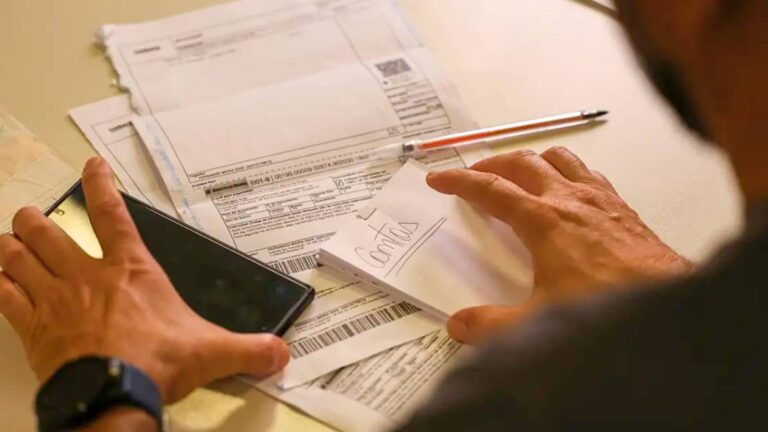 2-2-mil-empresas-se-unem-para-realizar-feirao-de-negociacao-em-sp-sera-possivel-renegociar-dividas-de-diversos-setores-como-bancos-varejo-telefonia-universidades-entre-outros-foto-marcello-camargo-agencia-brasil-tvt-news