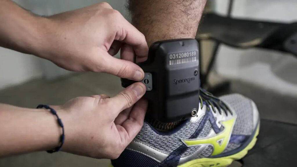 senado-aprova-uso-imediato-de-tornozeleira-por-agressor-de-mulher-proposta-segue-agora-para-a-sancao-da-presidencia-da-republica-foto-tiago-stille-gov-ceara-tvt-news