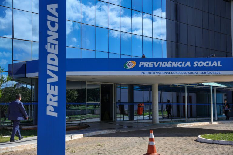 banco-master-pediu-para-ofertar-credcesta-a-aposentados-junto-ao-inss-e-nova-alteracao-garantiu-operacoes-foto-fabio-rodrigues-pozzebom-agencia-brasil-tvt-news