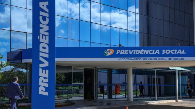 banco-master-pediu-para-ofertar-credcesta-a-aposentados-junto-ao-inss-e-nova-alteracao-garantiu-operacoes-foto-fabio-rodrigues-pozzebom-agencia-brasil-tvt-news