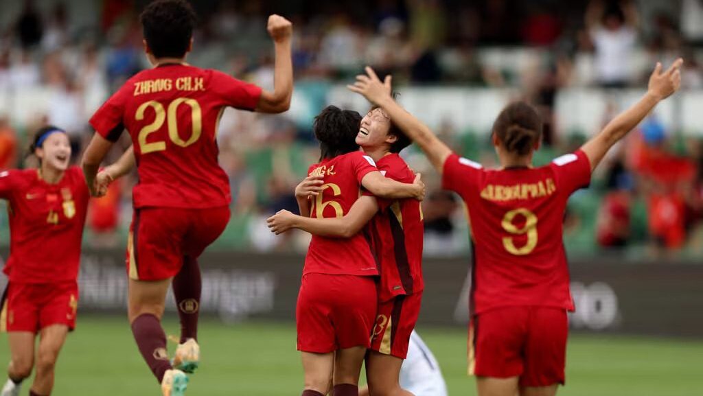 copa-do-mundo-feminina-quais-paises-estao-classificados-para-2027-selecao-da-china-comemora-gol-de-shao-ziqin-contra-o-taipe-chines-na-copa-da-asia-feminina-de-2026-foto-fifa-divulgacao-tvt-news
